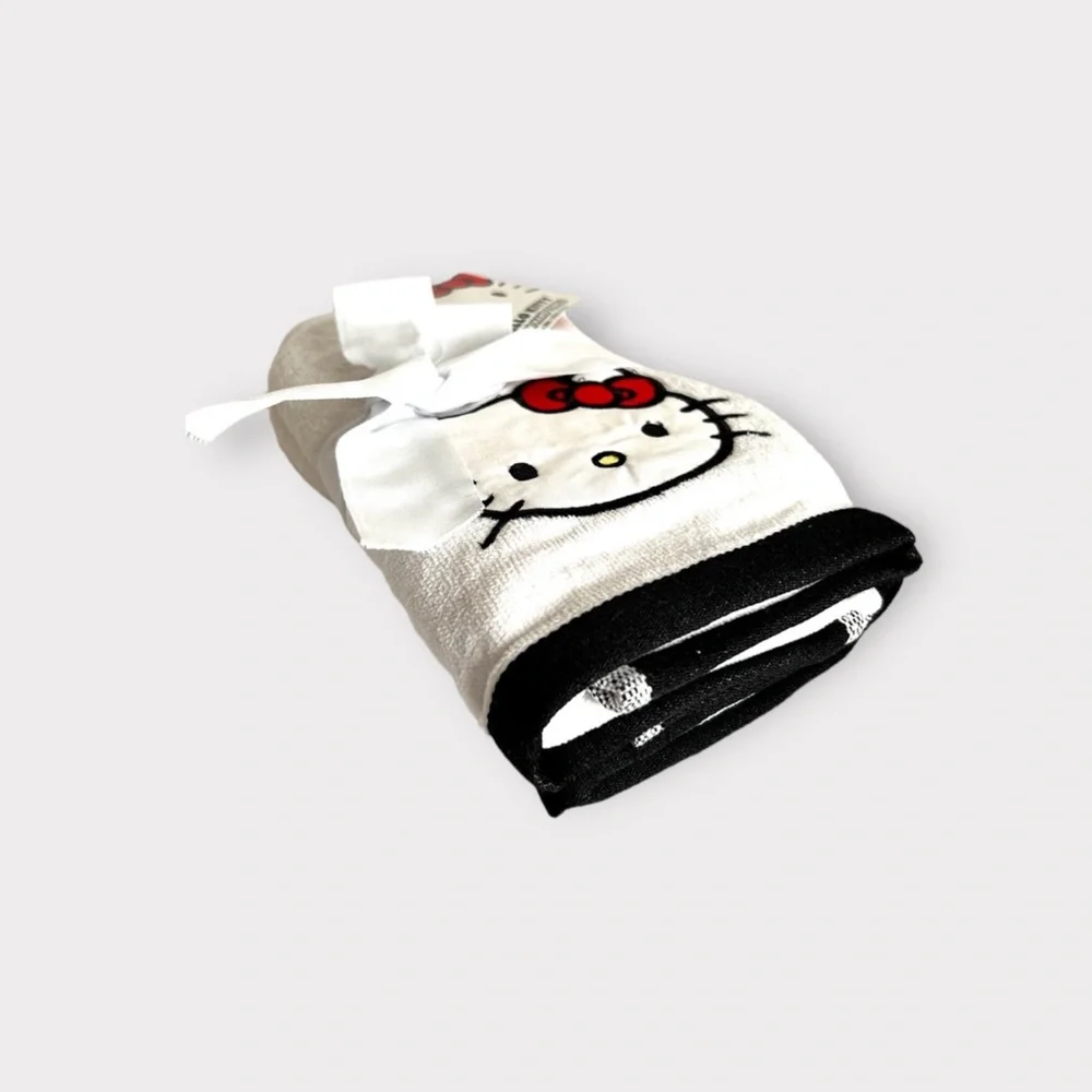 Hello Kitty Hand Towels